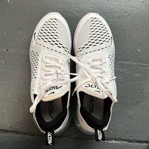 Nike 270 airmaxs!